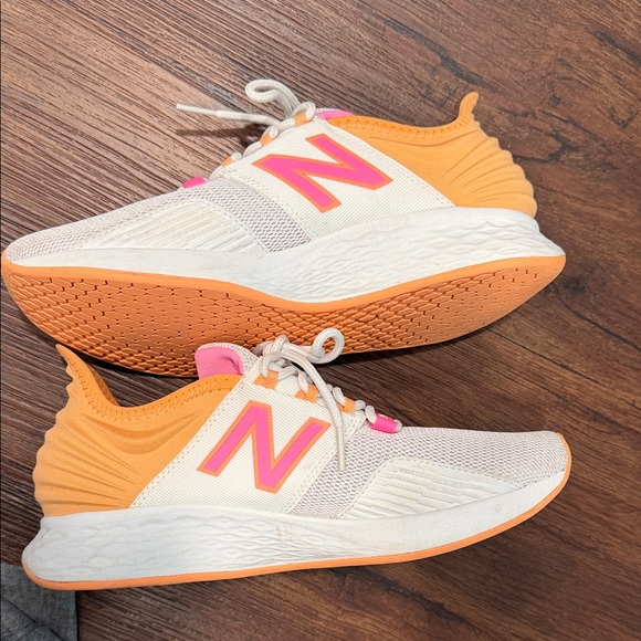 New Balance Women's Cream and Pink Athletic Shoes - Picture 7 of 8